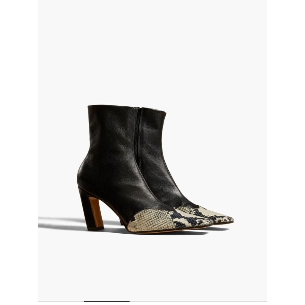 Khaite Nevada Stretch Low Boot Snakeskin NWT 7.5